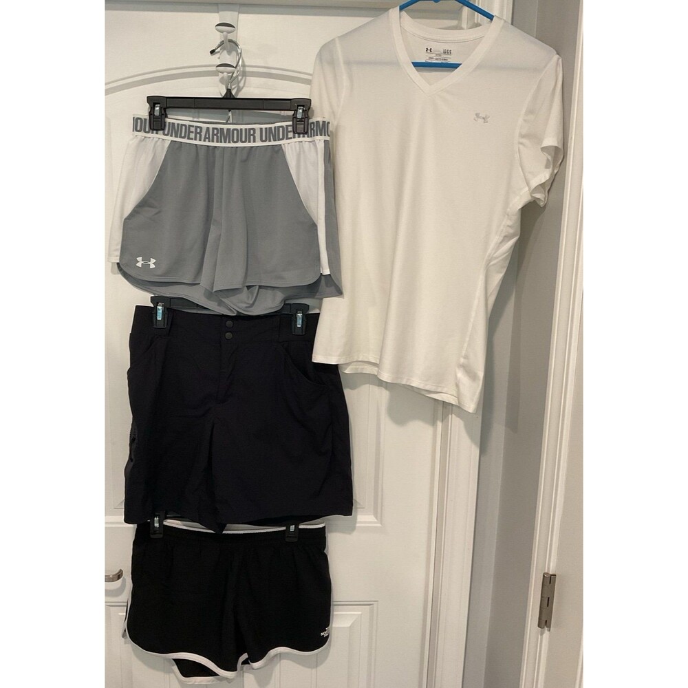 Under Armour North Face Cabela’s Women Athletic Top & Shorts Lot Of 4 M/L